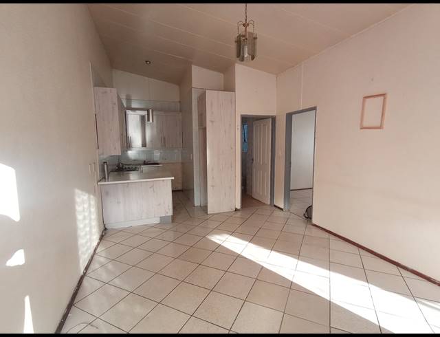 2 BEDROOM TOWNHOUSE FOR SALE IN RIDGEWAY